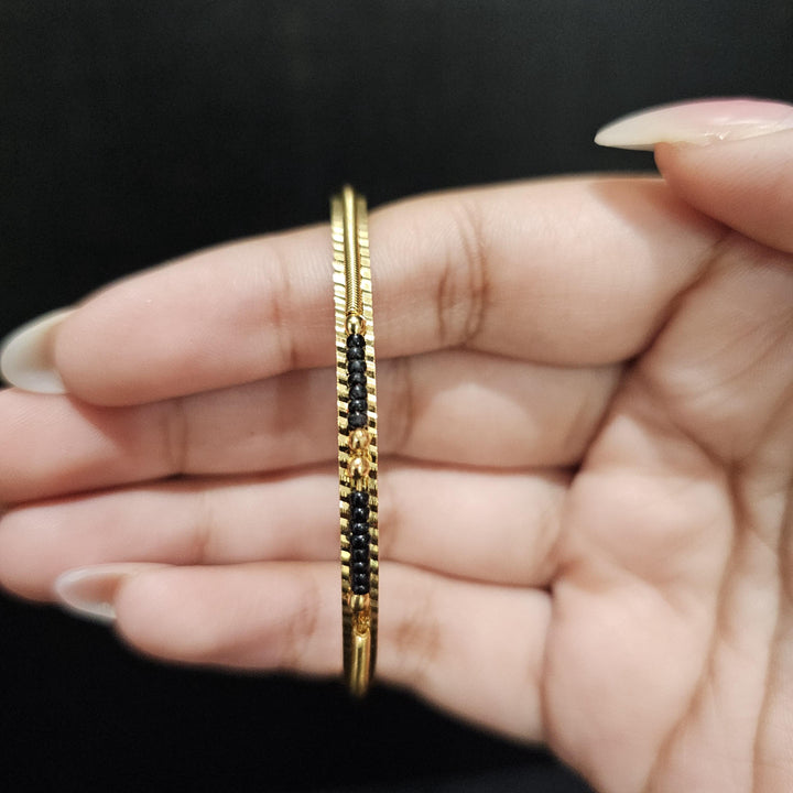 2.6 Black bead Bangles