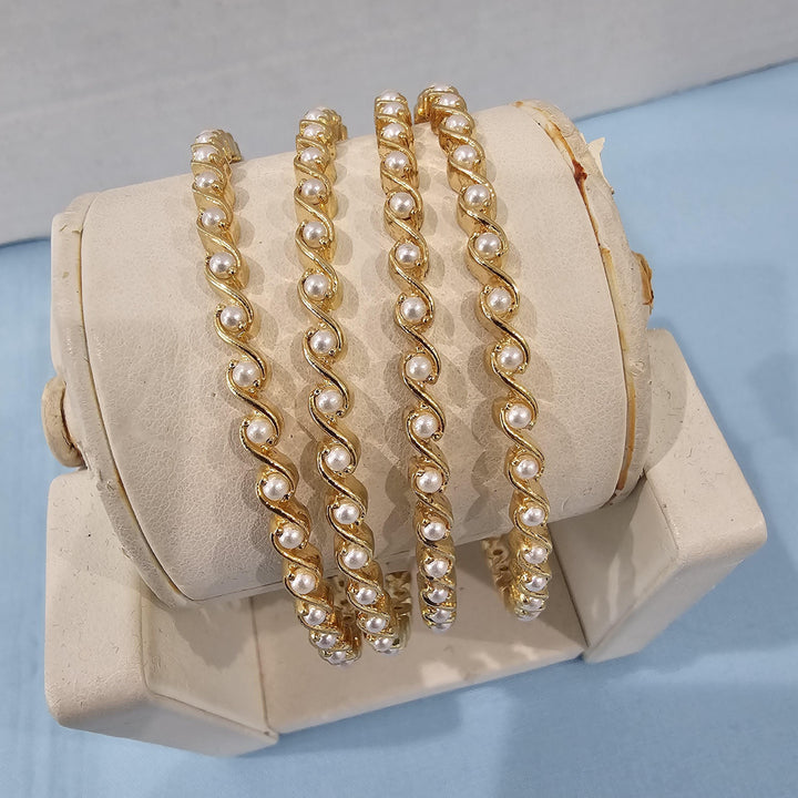 Pearl Bangles Se