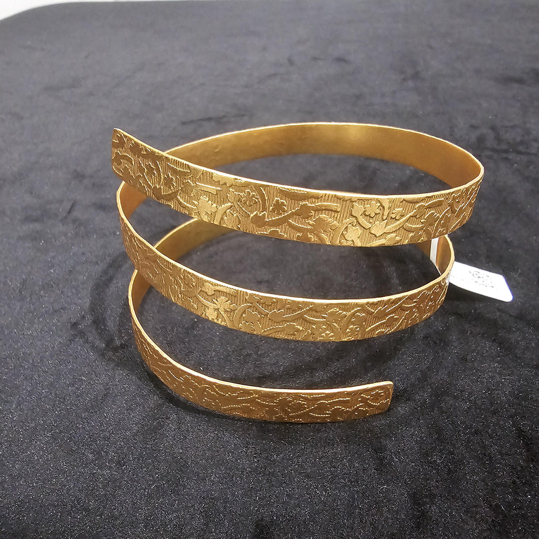 Contemporary Armlet