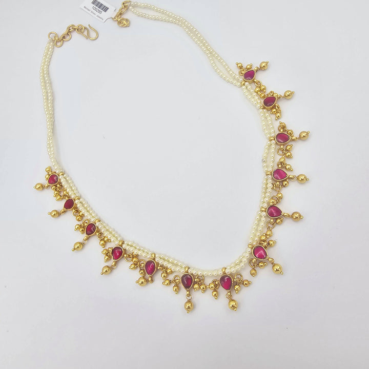 Simple Kundan necklace