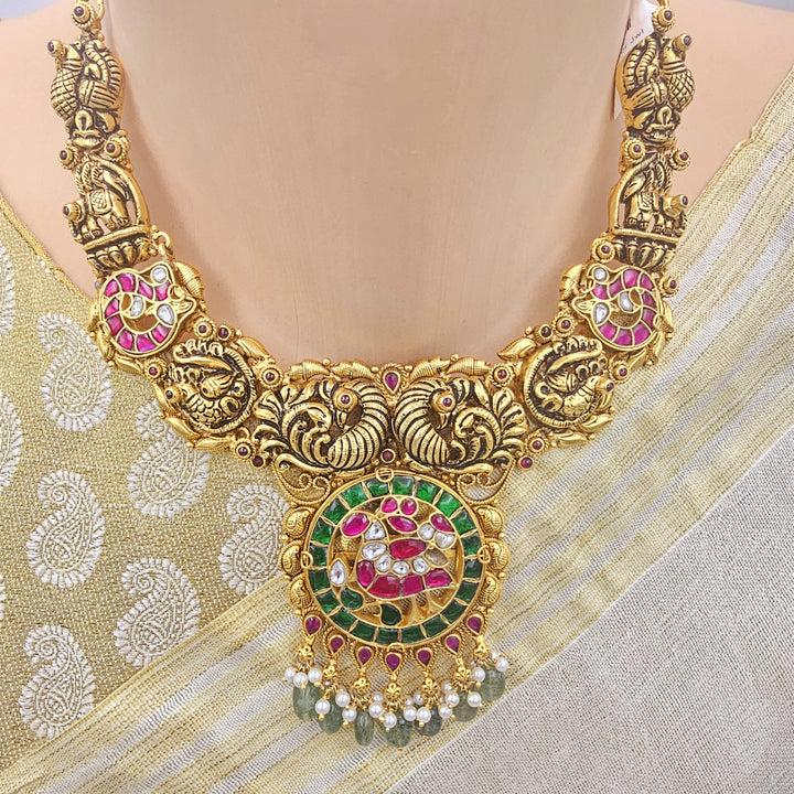 Short deep nakshi necklace