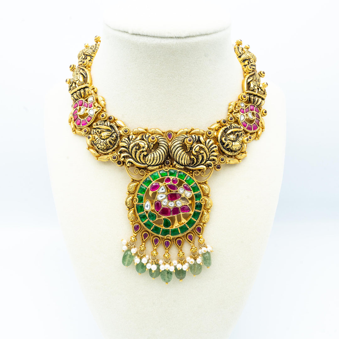 Short deep nakshi necklace