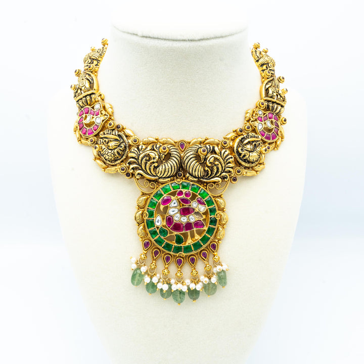 Short deep nakshi necklace