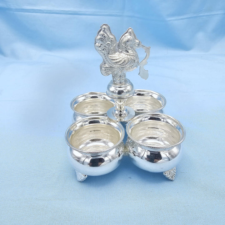 4 Cups Pasupu Kumkum