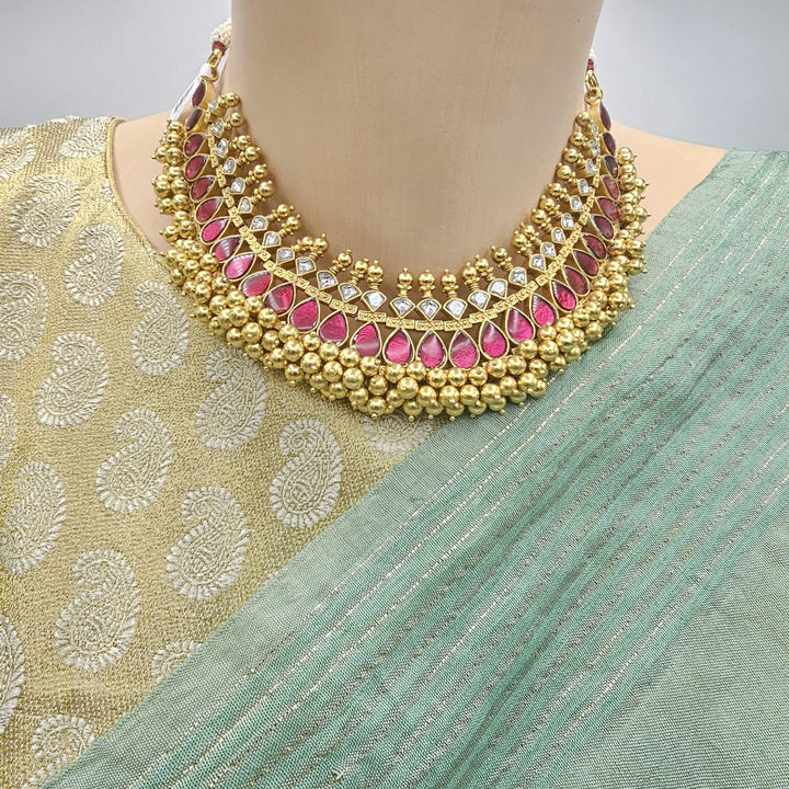 Kundan tussi necklace