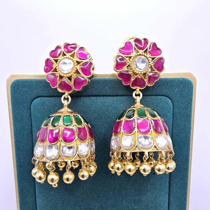 Kundan Jhumka earring