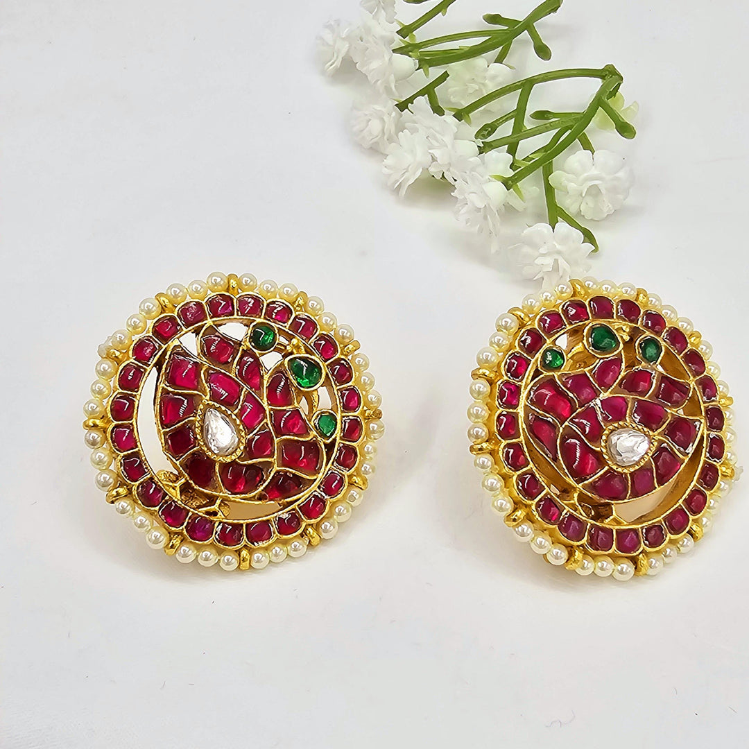 Kundan studs