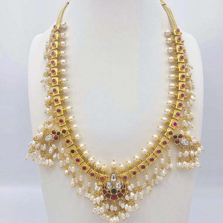 Kundan guttapoosalu
