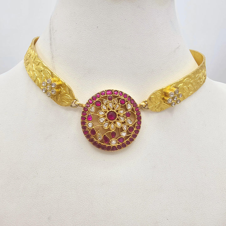 Jadau Kundan hasli