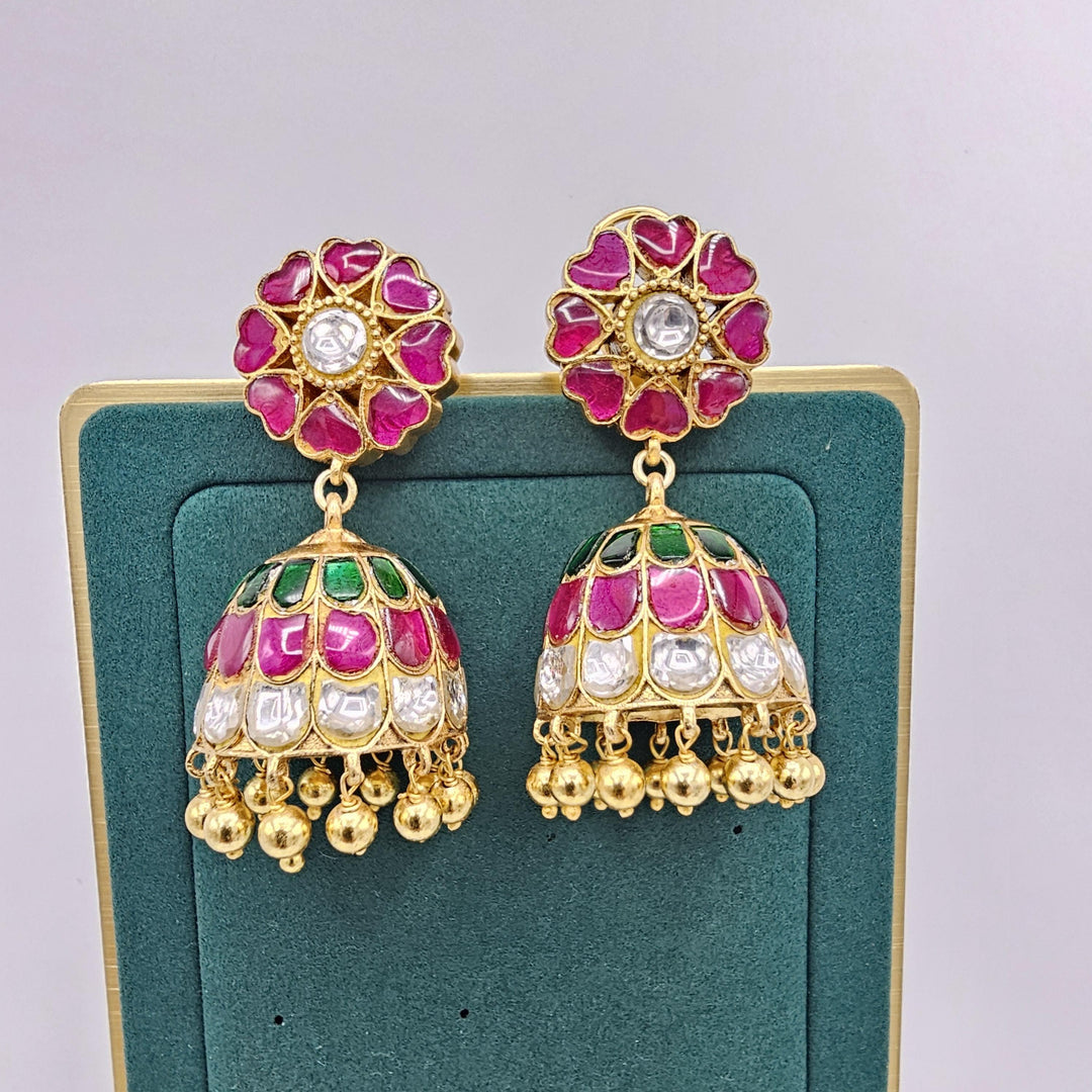 Kundan Jhumka earring