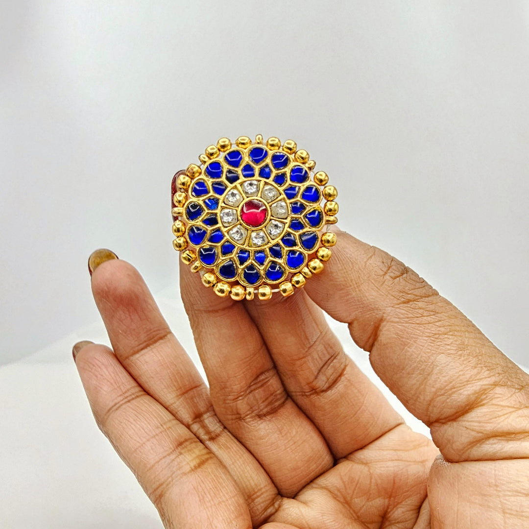 bLUE Kundan studs