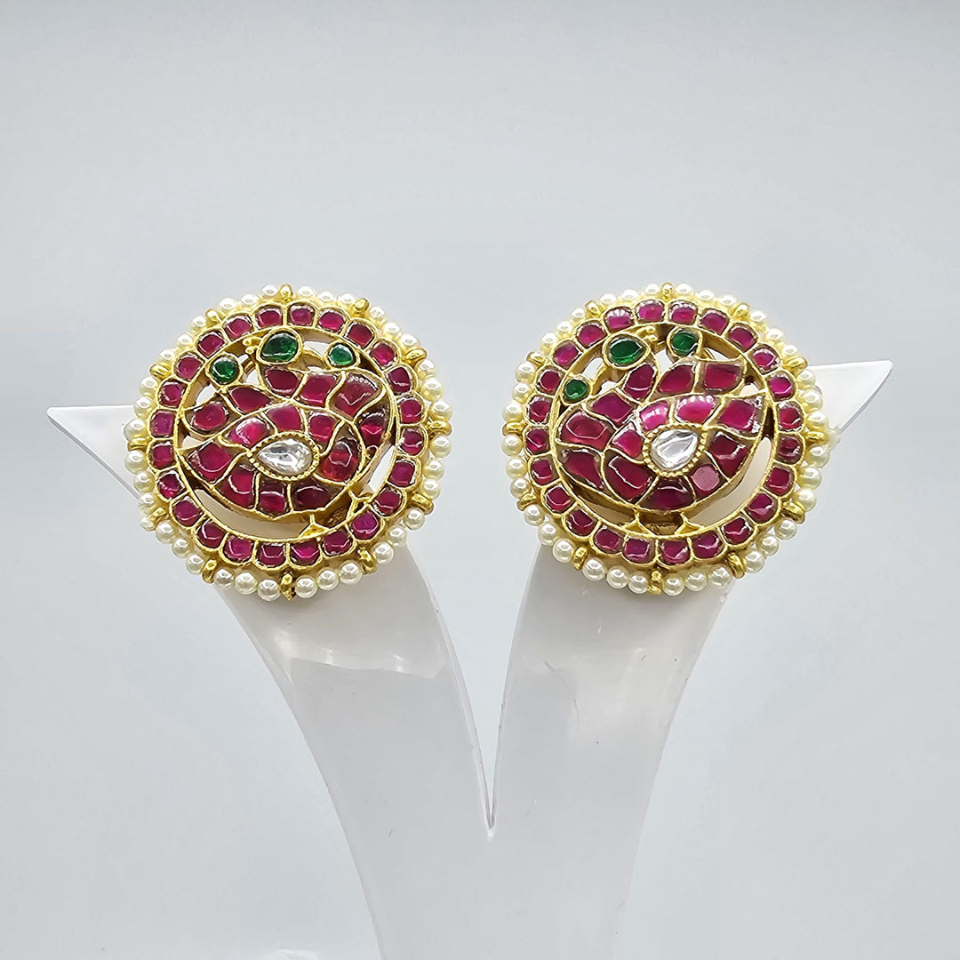 Kundan studs