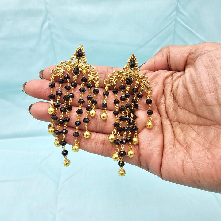 Black bEADS Pendant set
