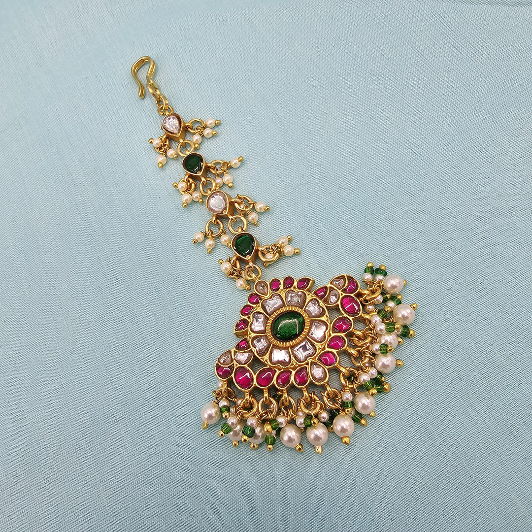 multi Kundan Tikka