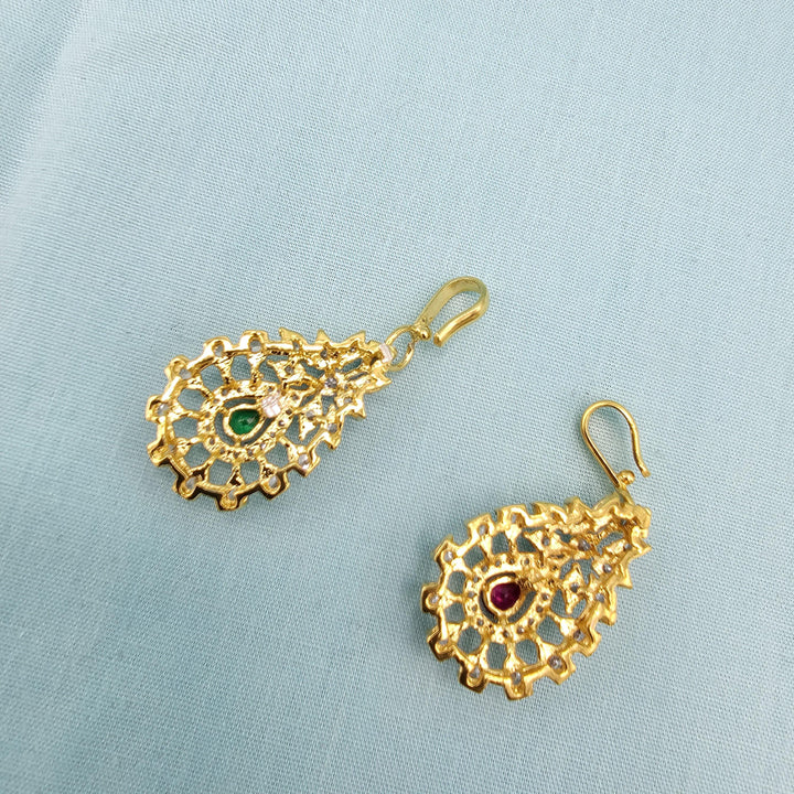 Small Diamond Tikka
