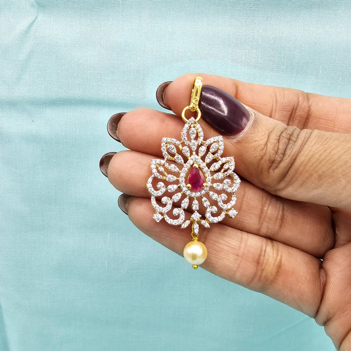 Minimalistic Diamond Tikka