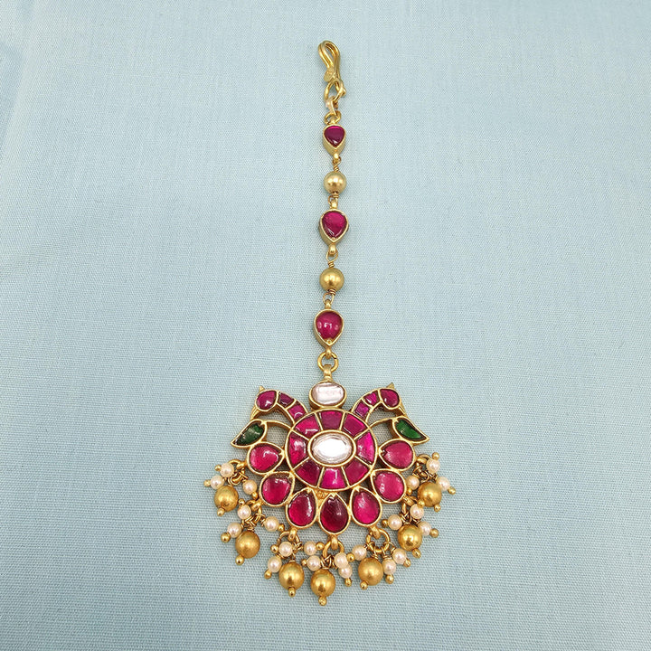 Pink kundan Tikka