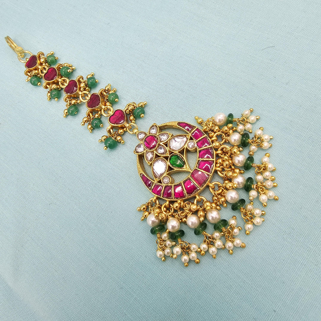 pINK & gREEN KundanS