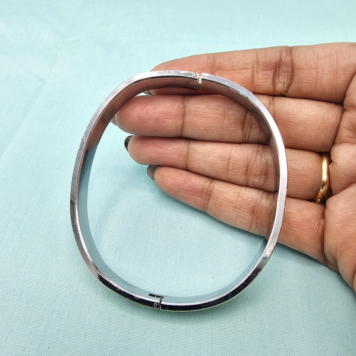 Mens square kada