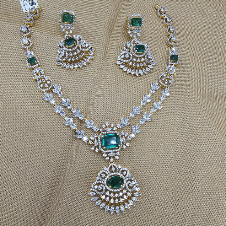 Emerald necklace set
