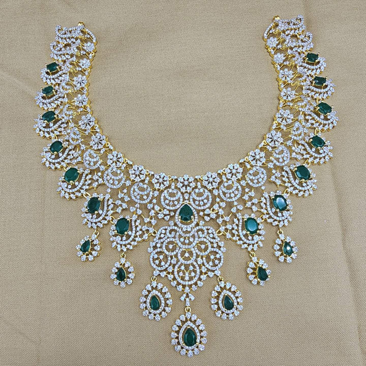 Emerald necklace set