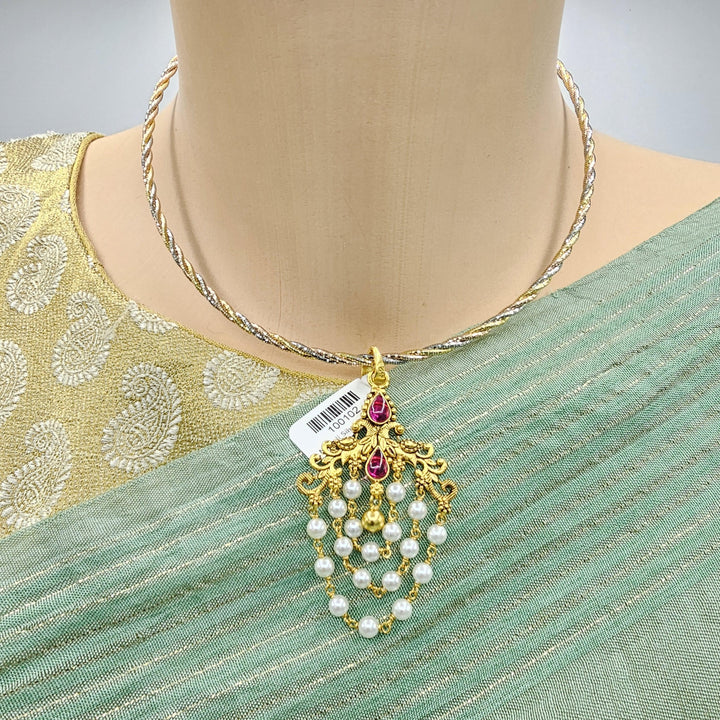 Pearl layer Pendant set