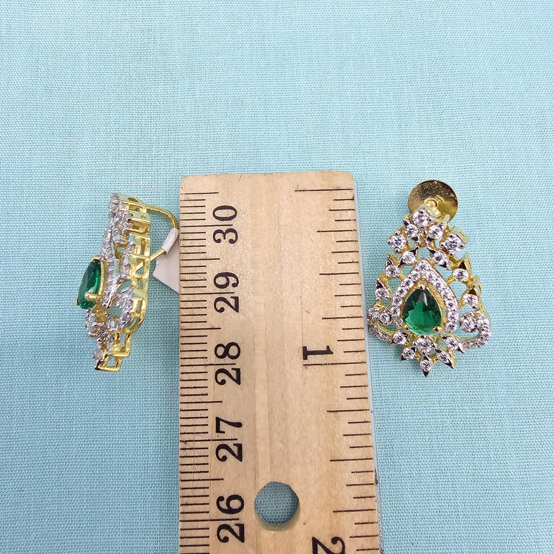 Emerald silver Pendant set