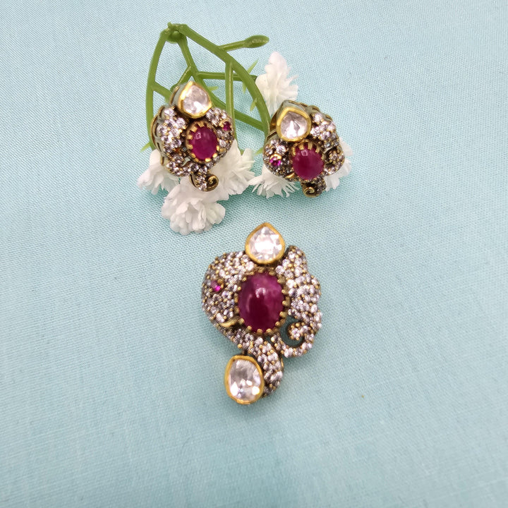rUBY silver Pendant set