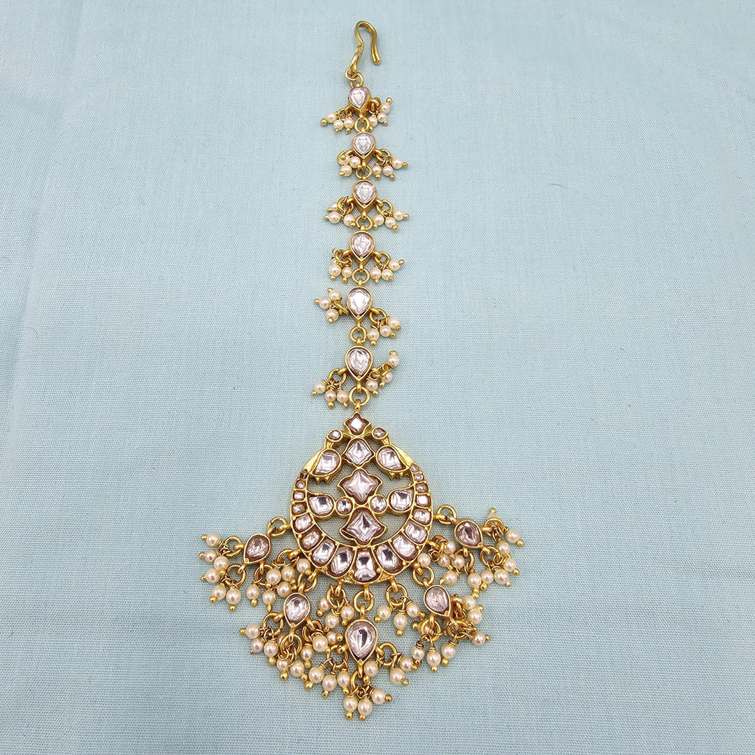 Full white  Kundan Tikka
