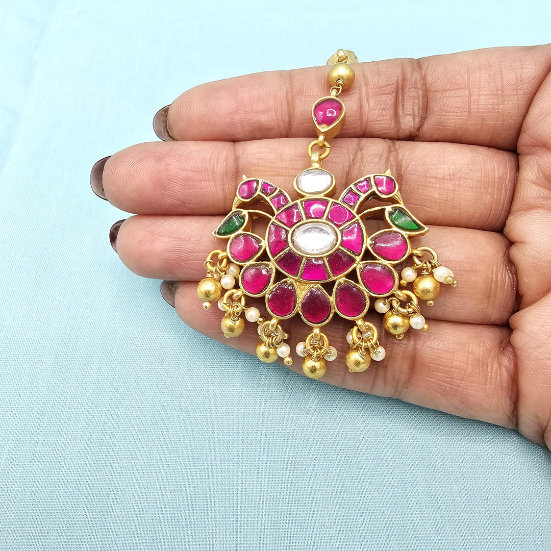 Pink kundan Tikka