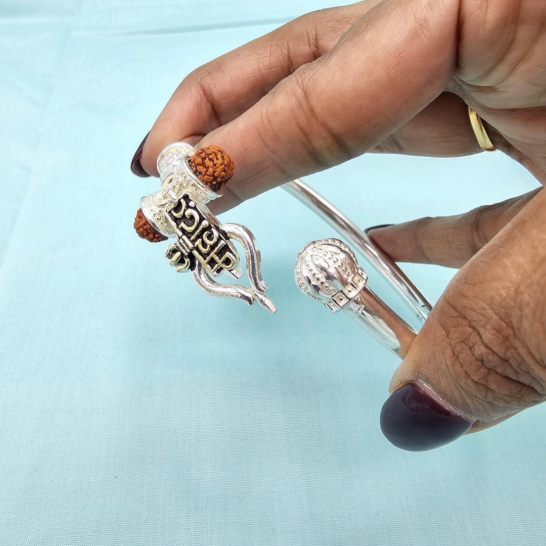2.14 Rudraksha Mens kada