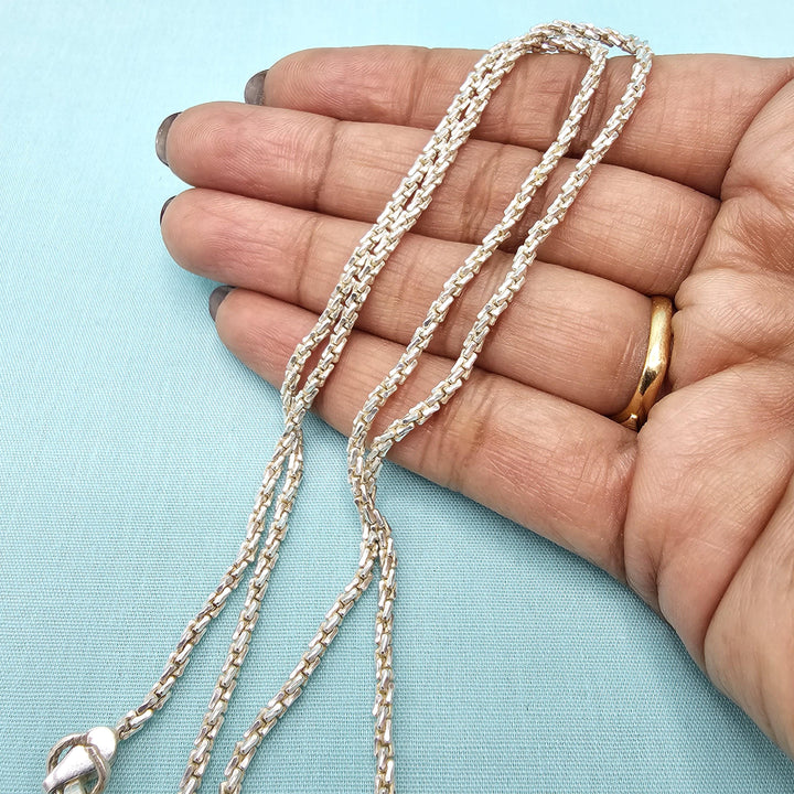 Boy's silver Chains