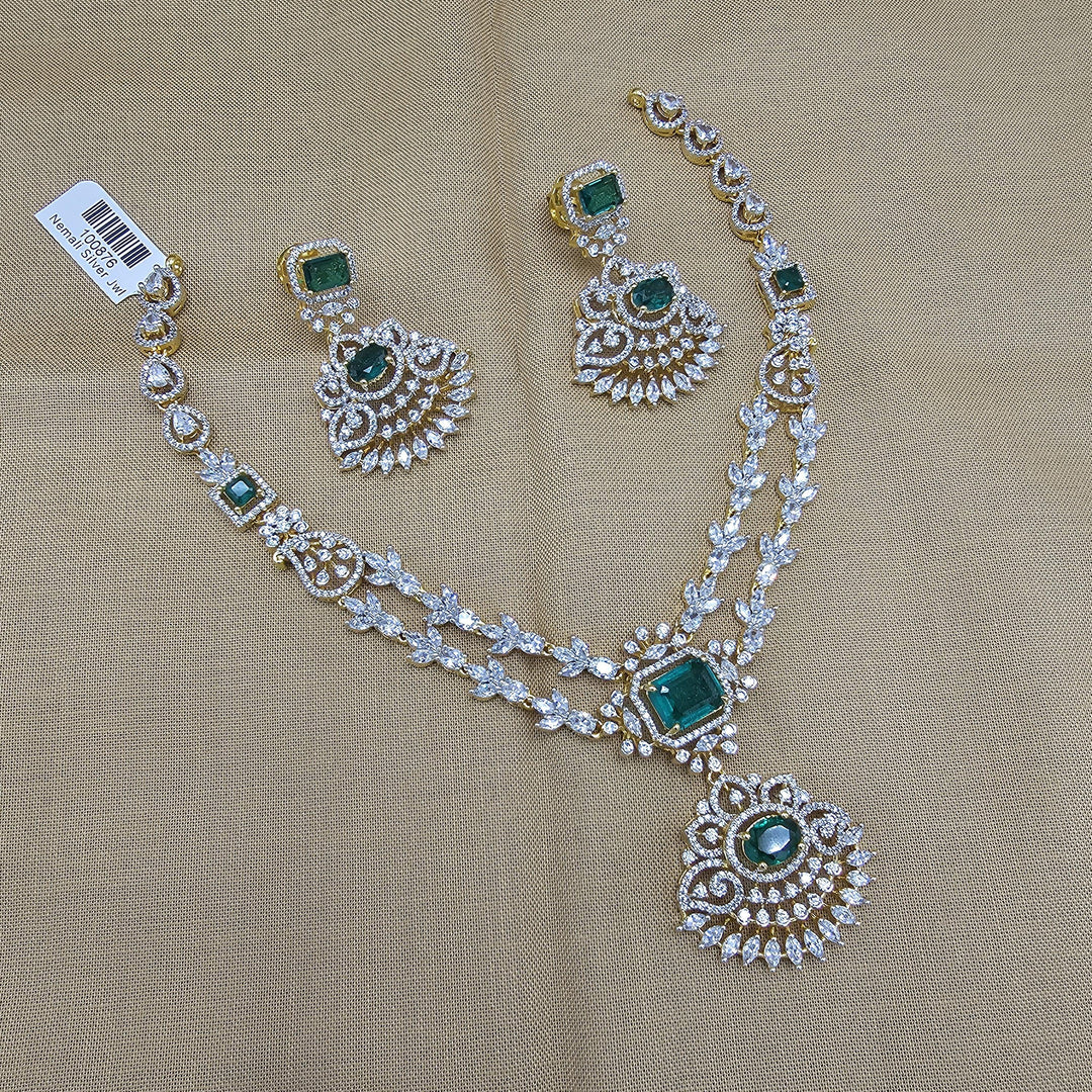 Emerald necklace set