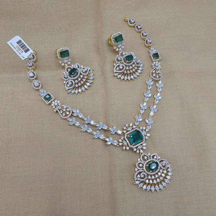 Emerald necklace set