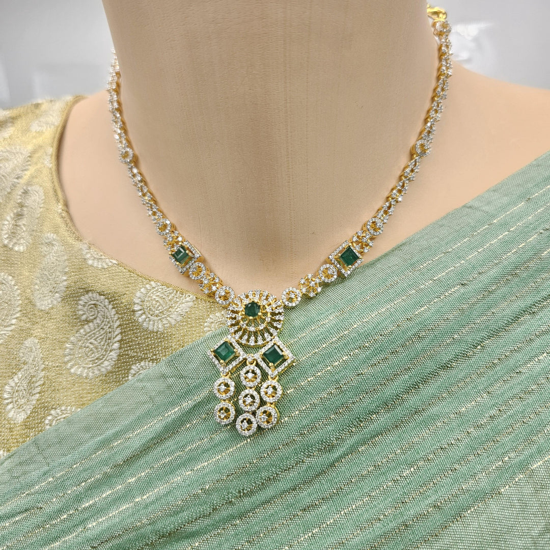 short Emerald necklace set