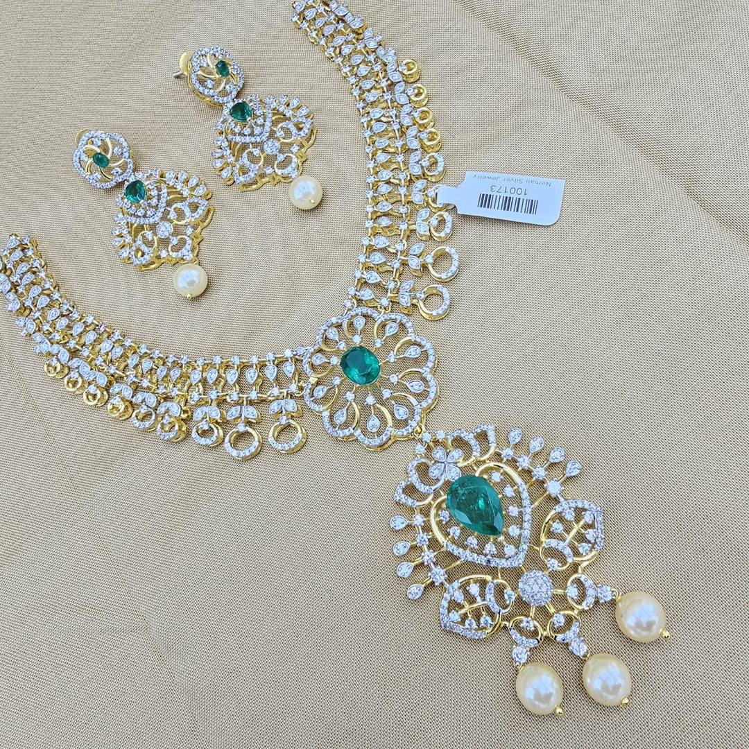 diamond Emerald necklace