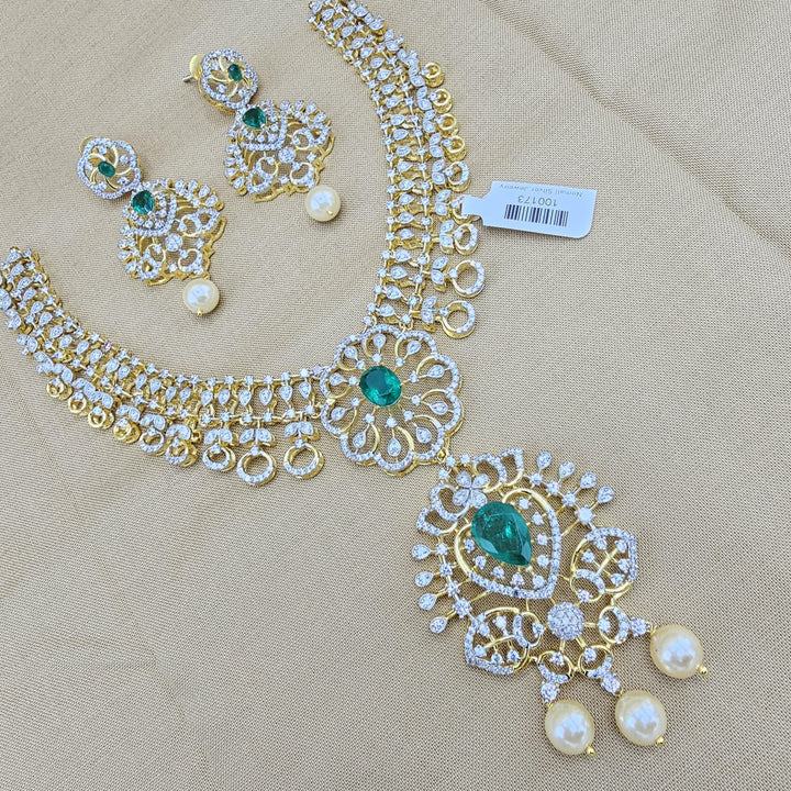diamond Emerald necklace