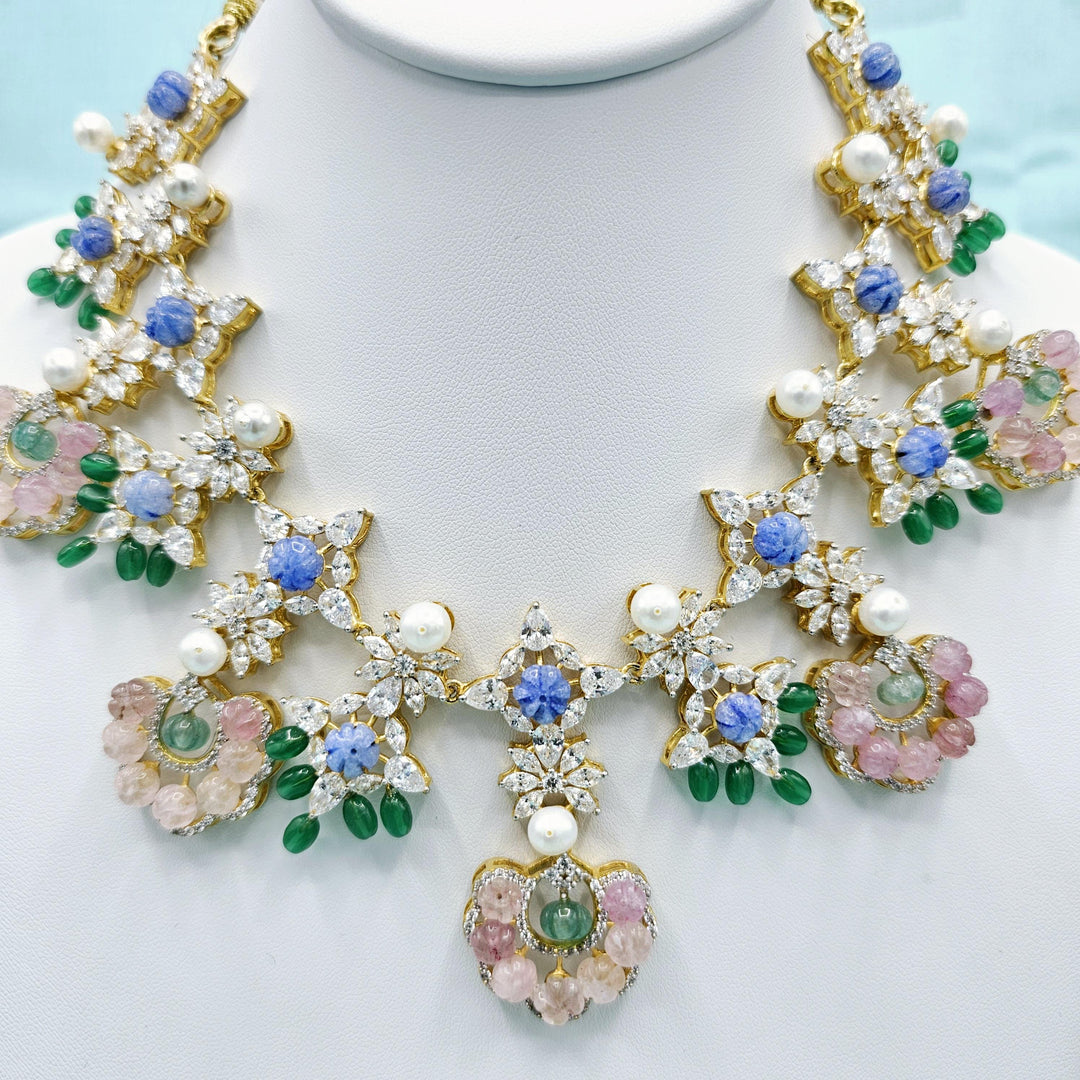 Pastel color beads necklace