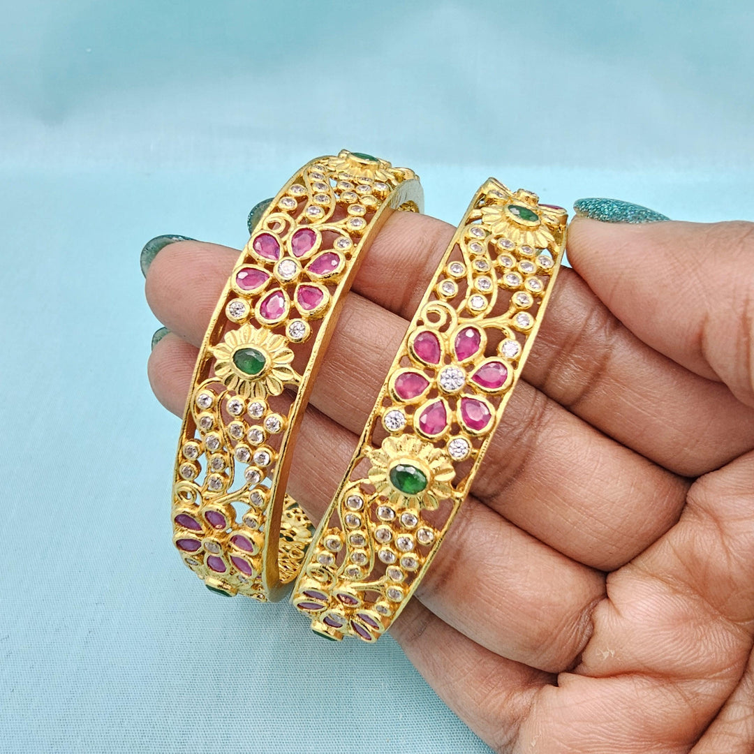 2.6 Silver Nakshi bangles