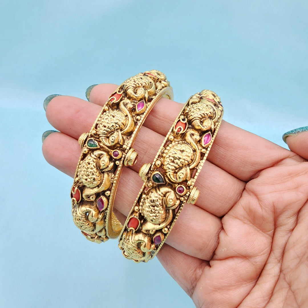 2.6 Size Silver Kada