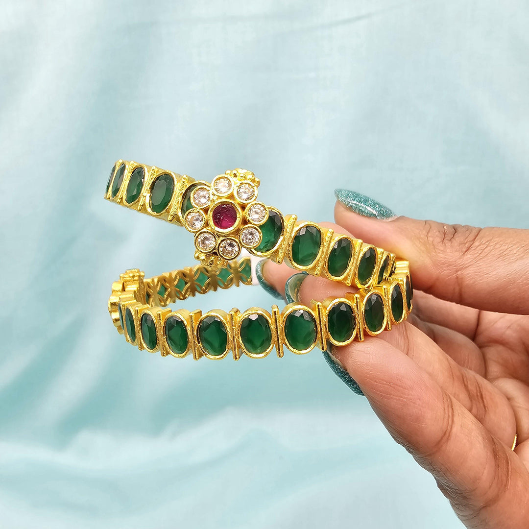 Silver Emerald Screw bangles
