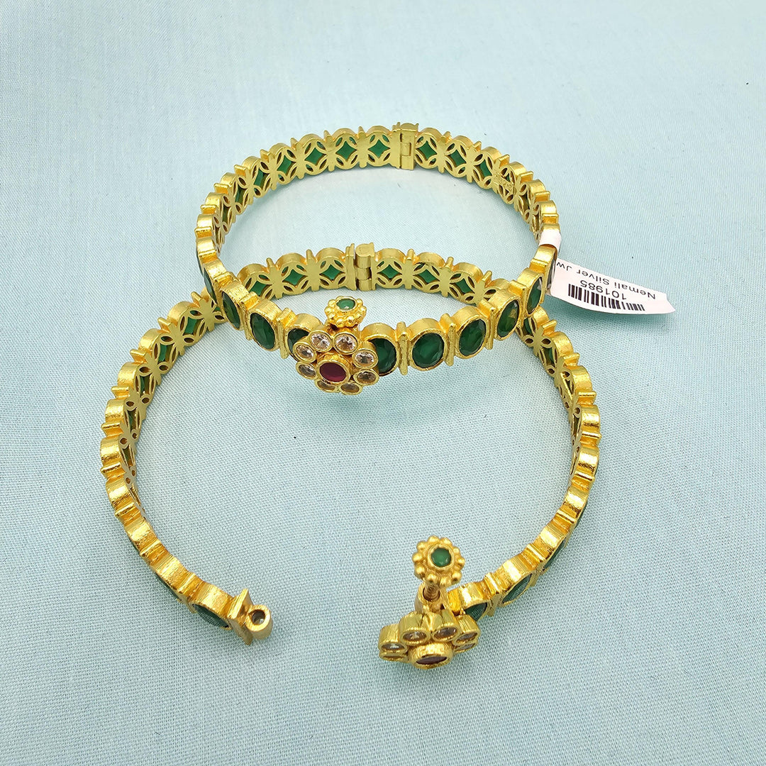 Silver Emerald Screw bangles