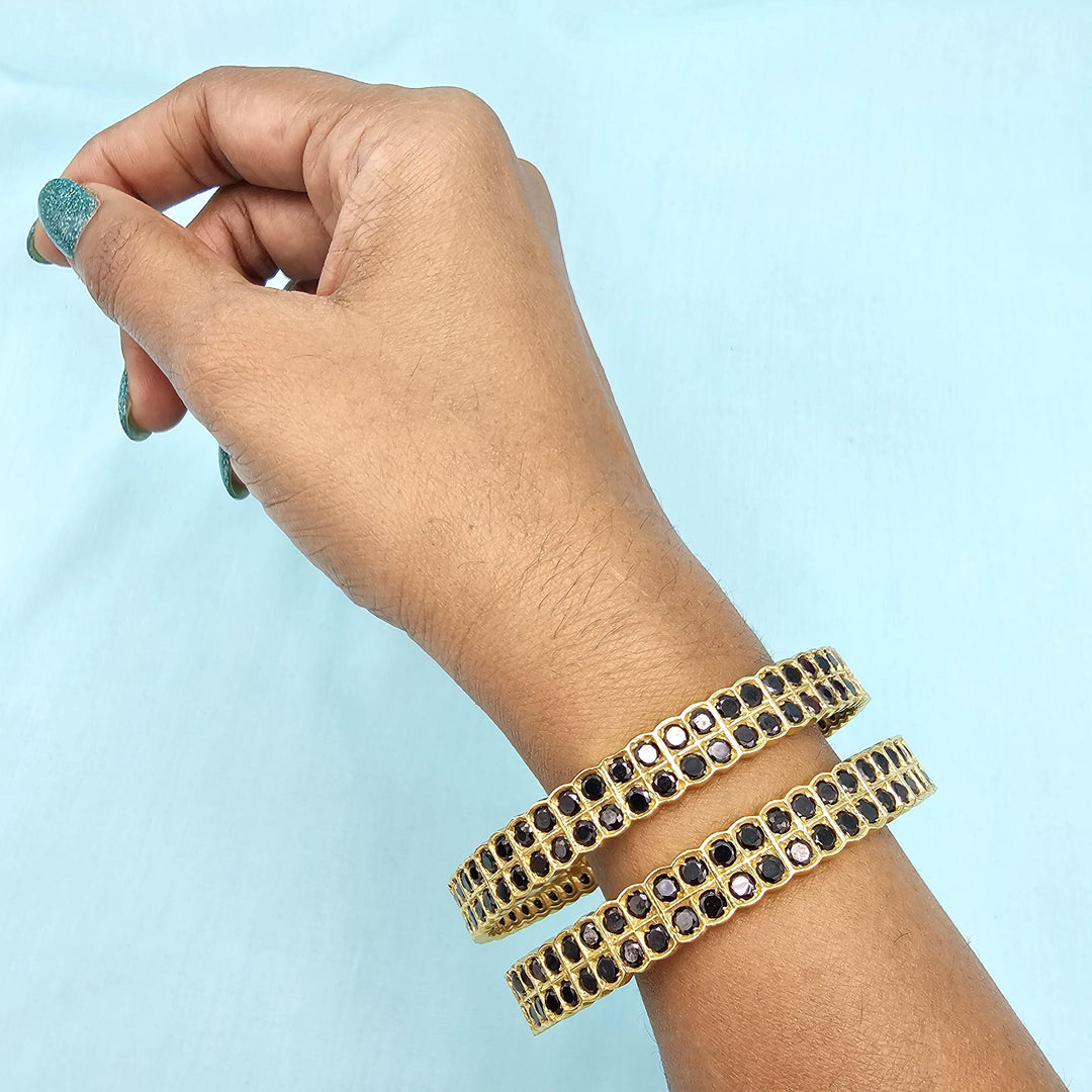 2.6 black Stone bangles