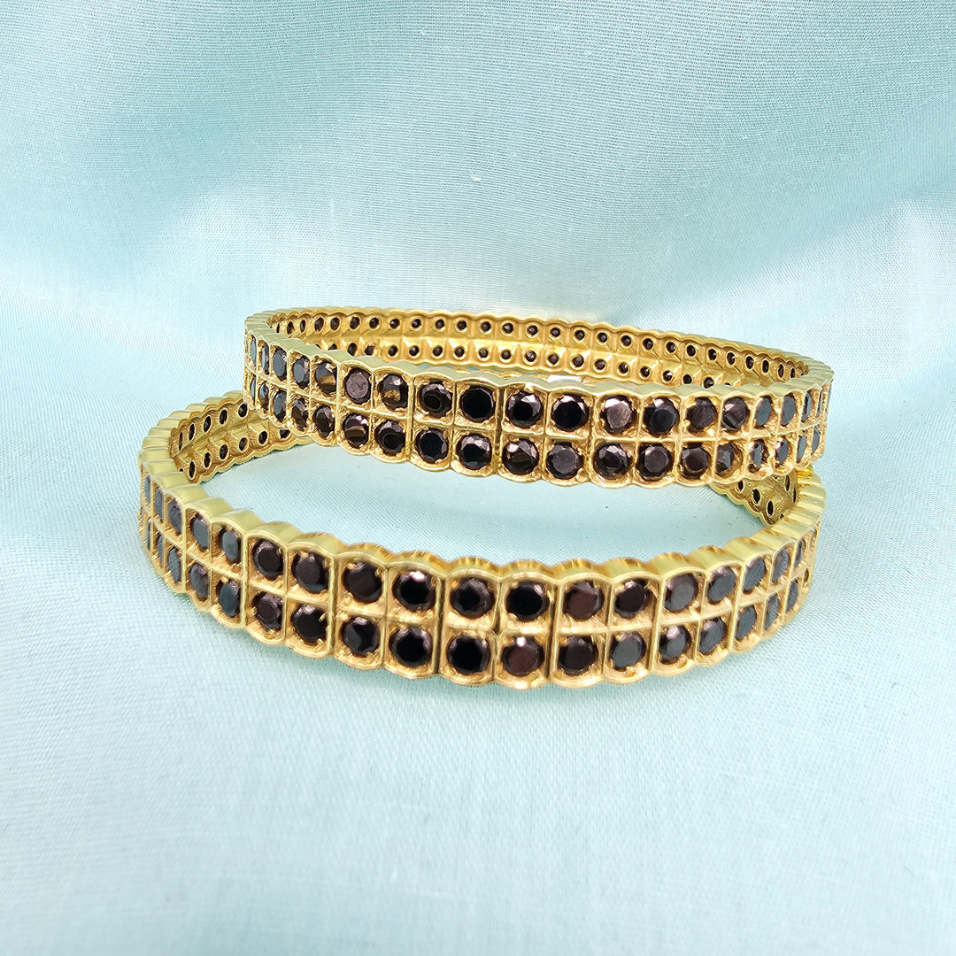 2.6 black Stone bangles