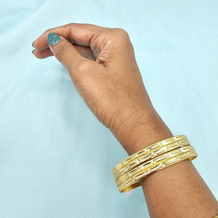 2.8 Silver Plain bangles