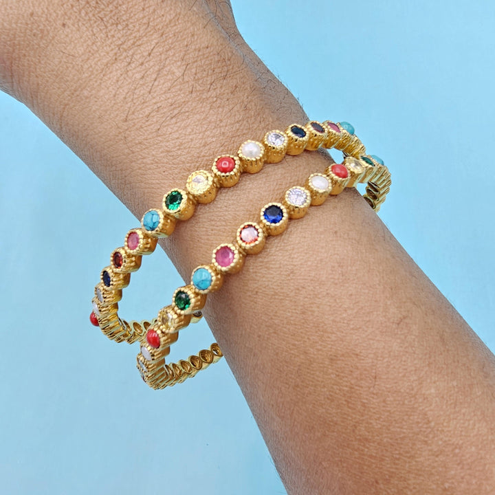2.4 Mutli color bangles