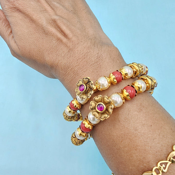 2.8 Silver Coral pearl Nakshi