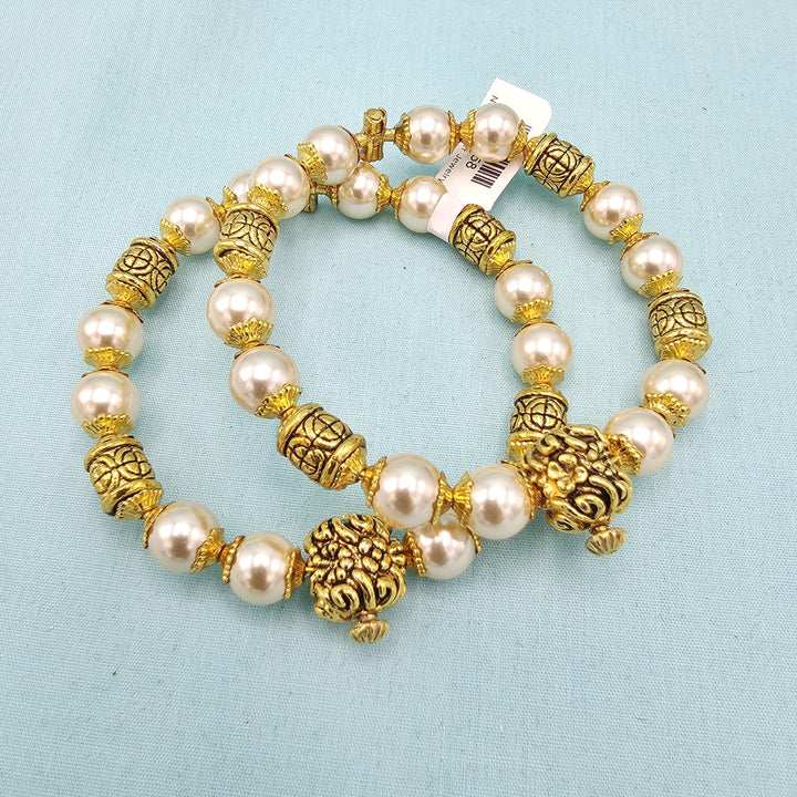 2.4 Silver Pearl Nakshi