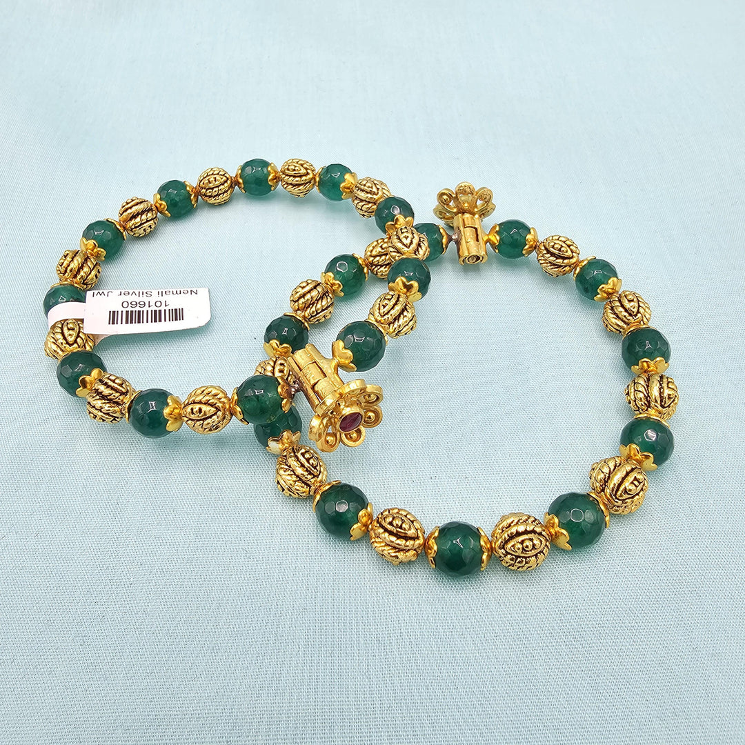 2.8 Openable green beads