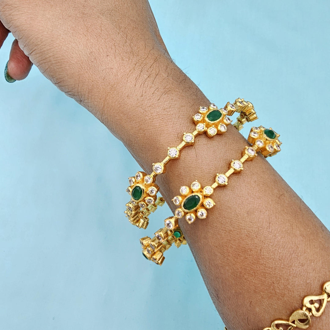 2.6 Silver emerald bangles